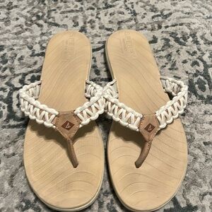 Sherry topsider flip flops size 8